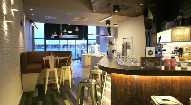 Maty dekoracyjne z tworzyw sztucznych jako dekoracje wnętrz restauracji